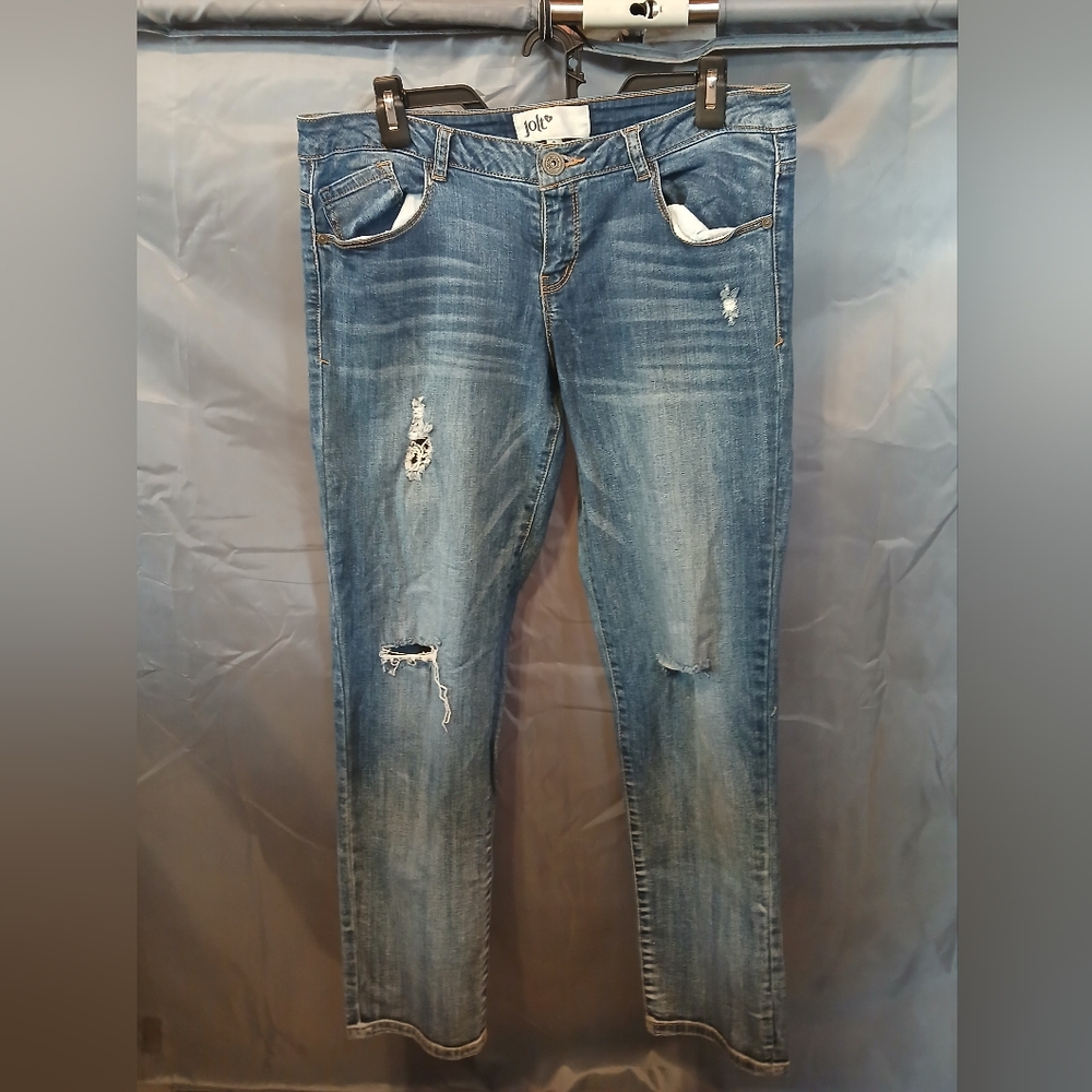 Jolt Distressed Blue Jeans